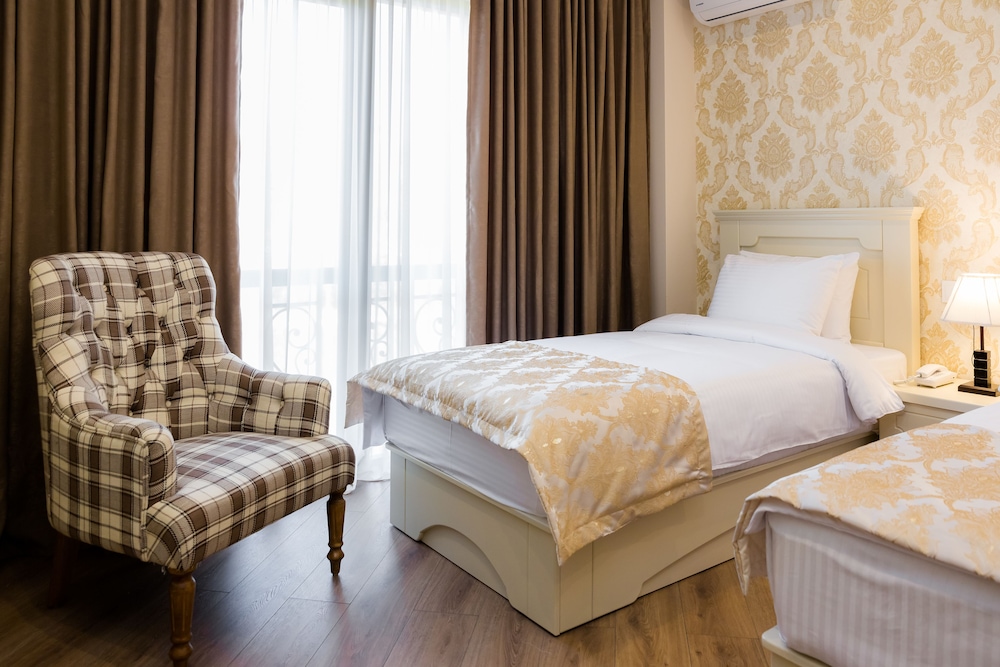 Orchid Boutique Hotel 16/43