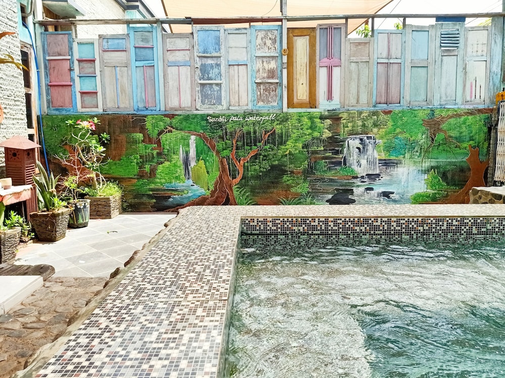 Santhika B&B 46/50