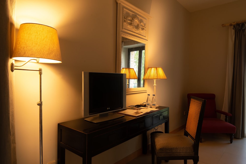 Hotel Villa Marcilla 53/67