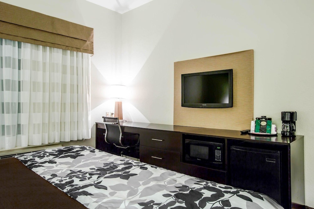 Sleep Inn & Suites Marion - Military Institute 10/43