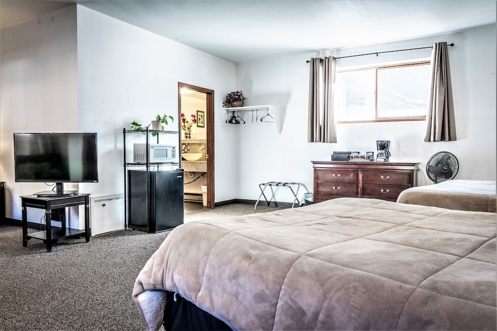JC Suites 13/43