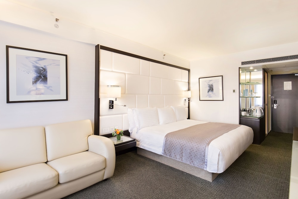 Regal Airport Hotel 15/67