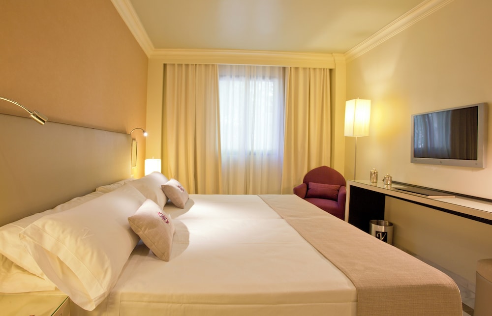 Vincci Albayzin Hotel 24/69