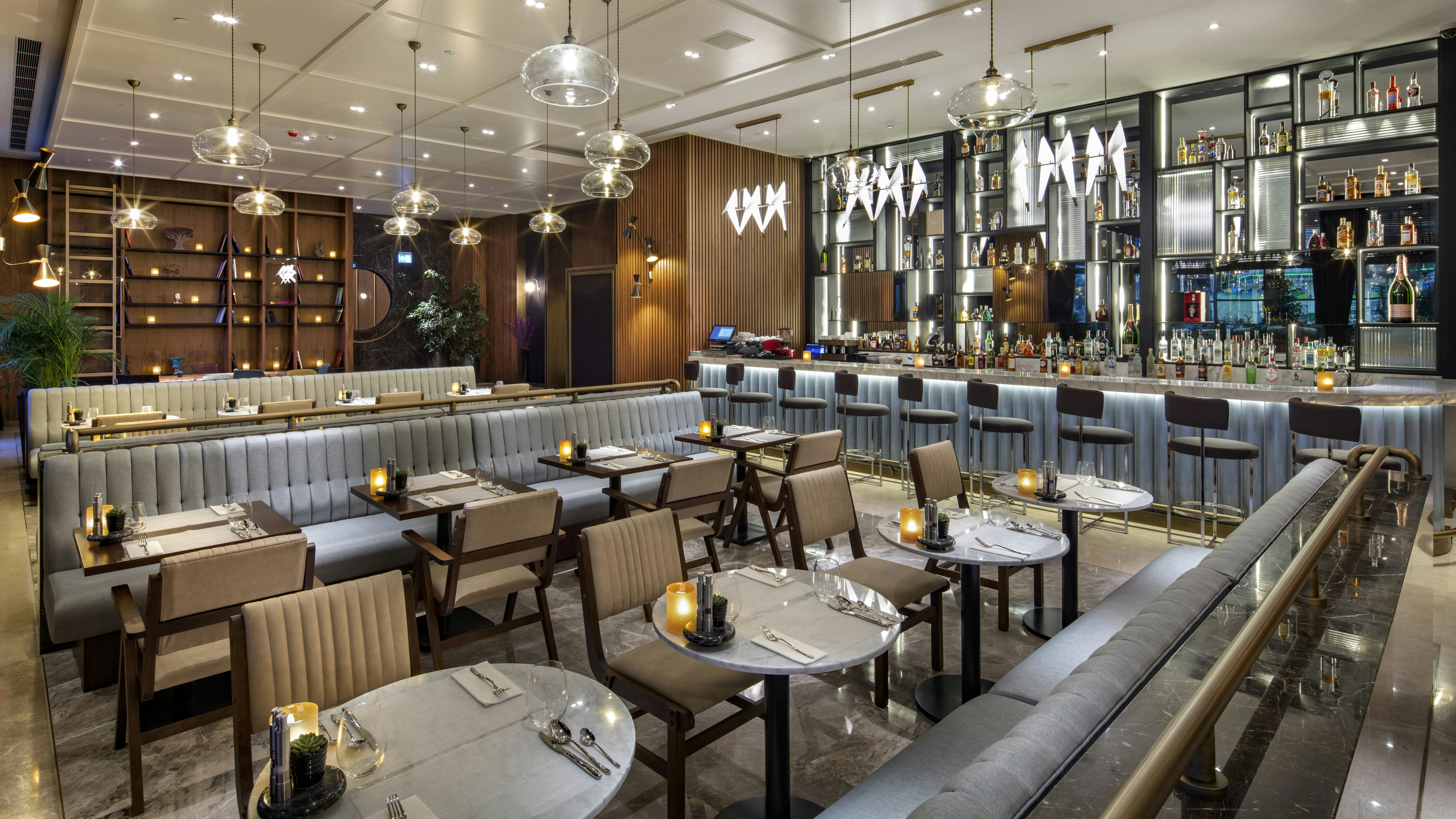 Hilton Istanbul Maslak 64/82