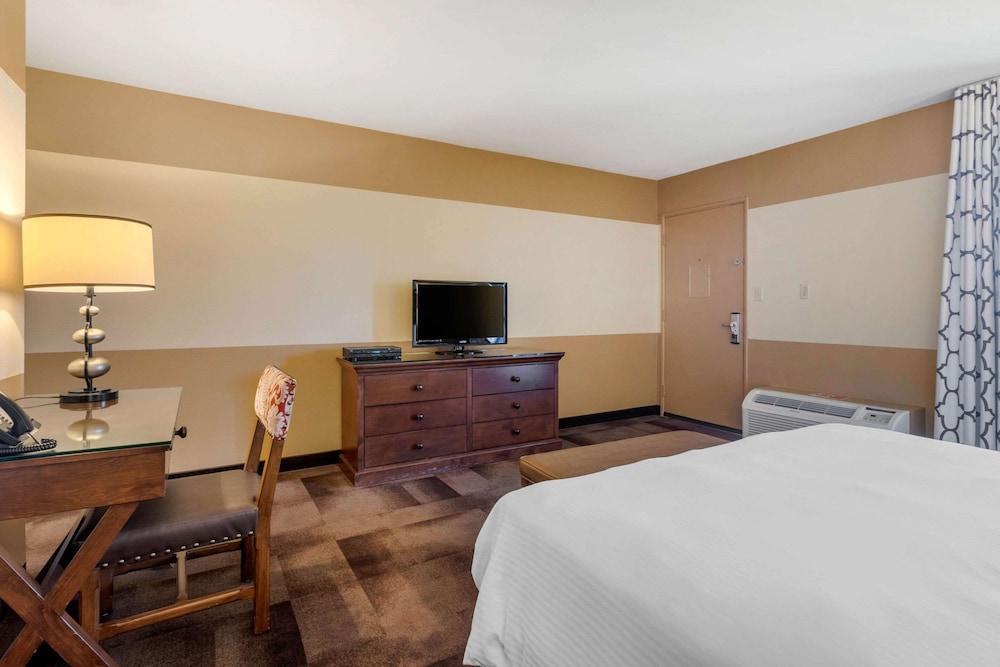 Carlton Oaks Lodge, Ascend Hotel Collection 17/71
