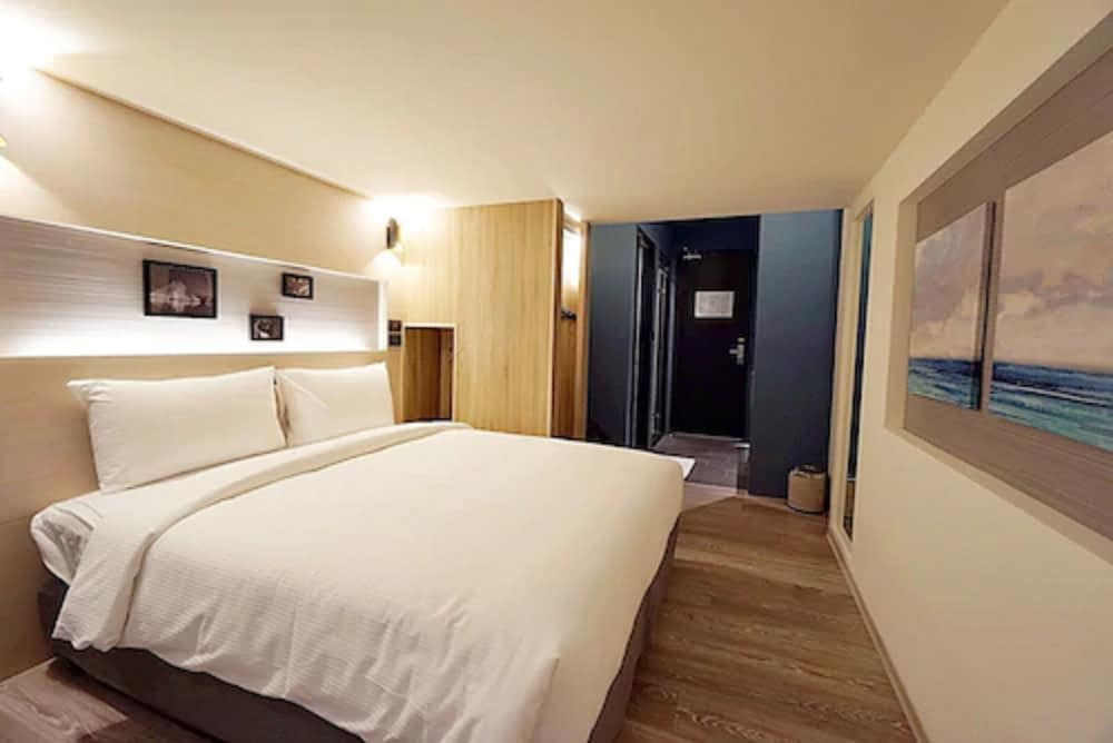 Explore Hotel 15/28