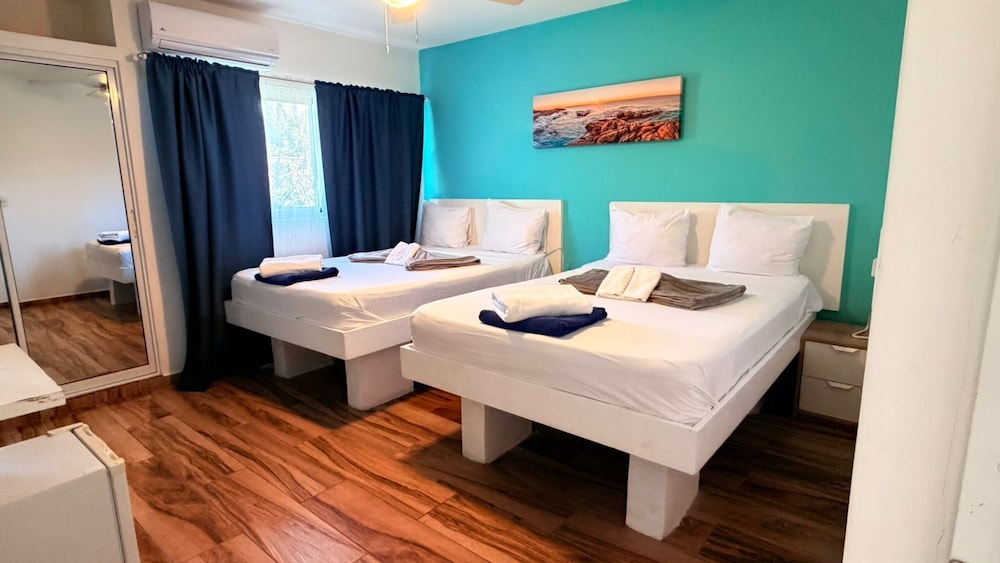 Standard, 2 Double Beds, Lagoon View, Balcony