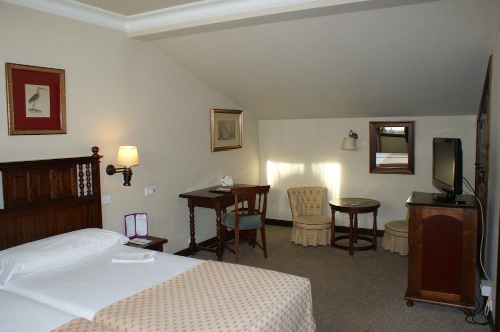 PARADOR DE FERROL 9/40