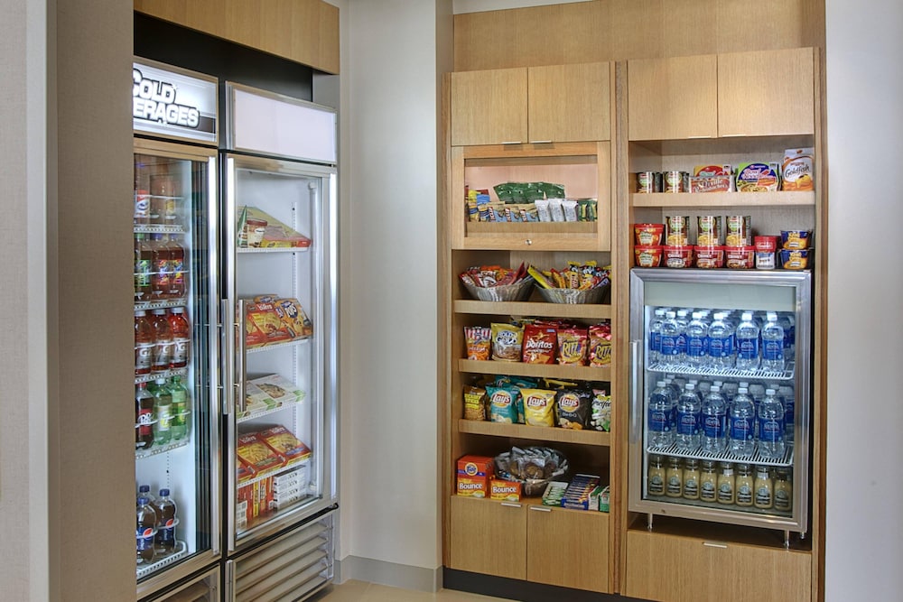 Residence Inn Calgary Airport 24/47