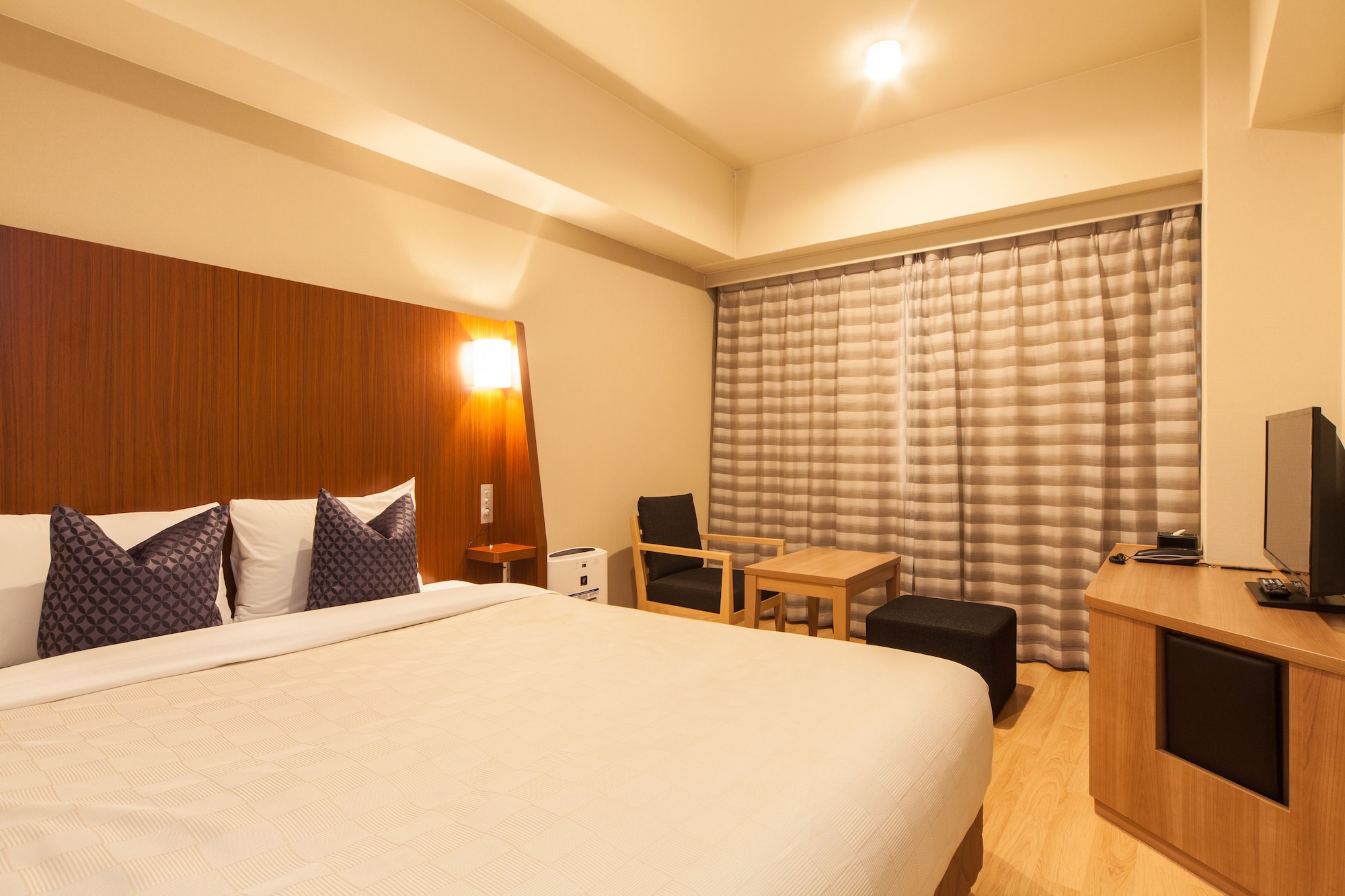 2 ROOMS, STANDARD, DOUBLE BED