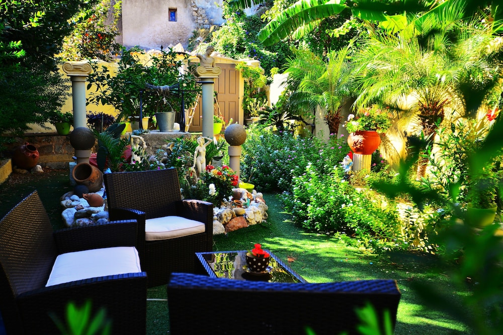 Olympos Pension 48/50