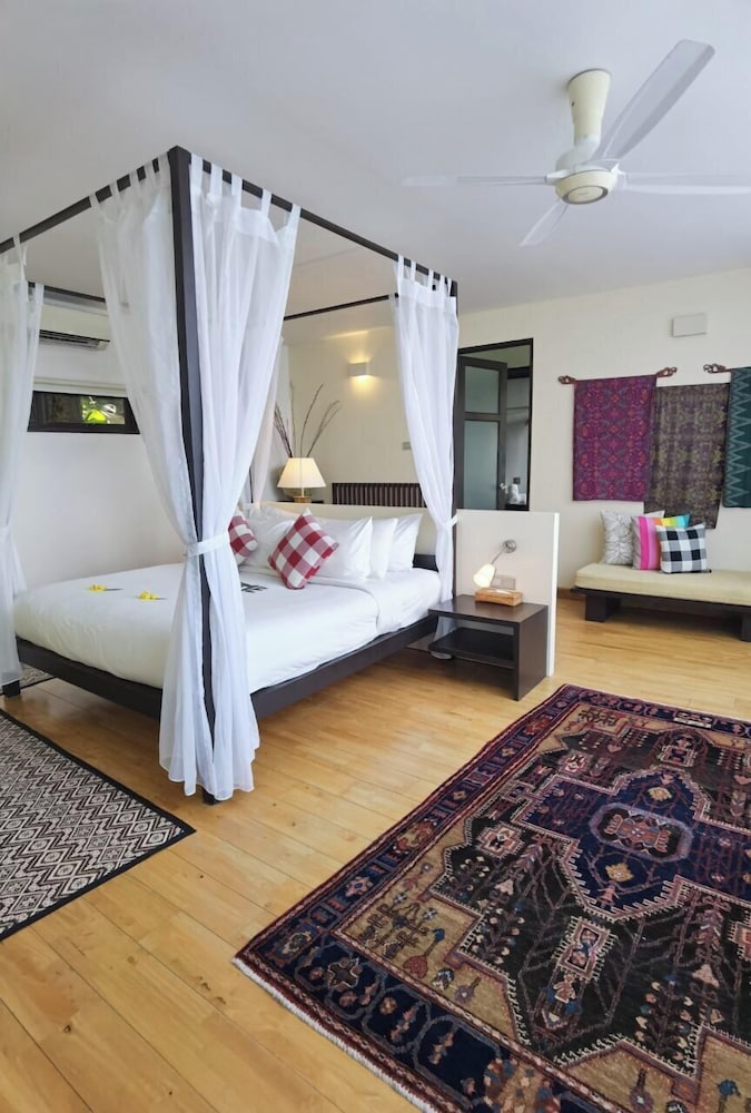 Canopy, Suite, King Bed