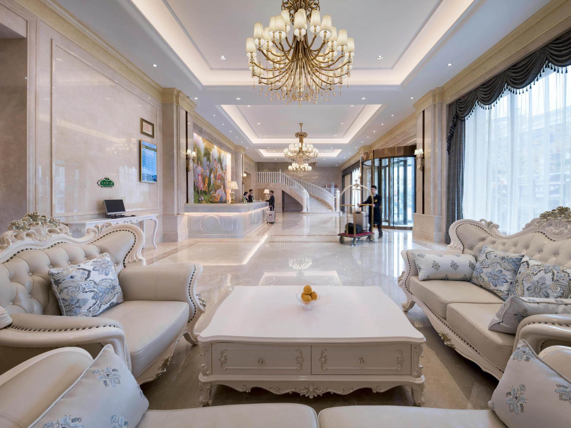 Vienna International Hotel (Chongqing Yufu Industrial Park) 37/42