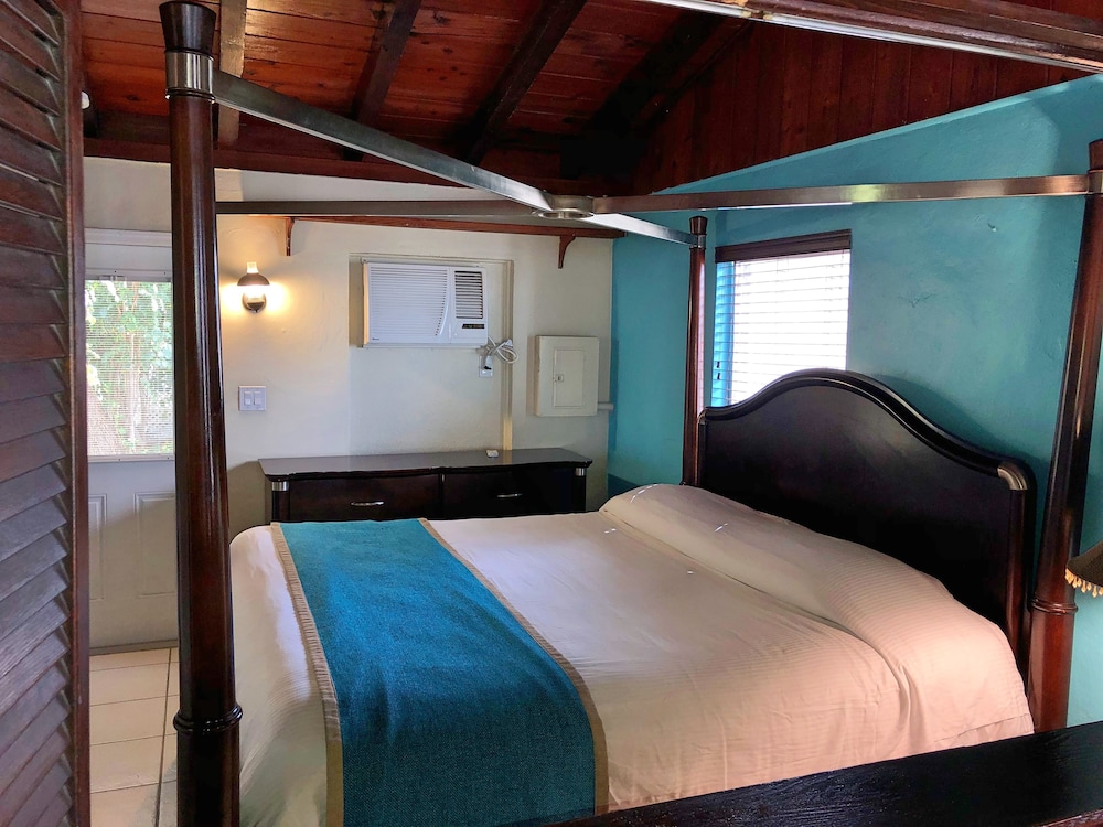The Pelican Key Largo Cottages 21/76