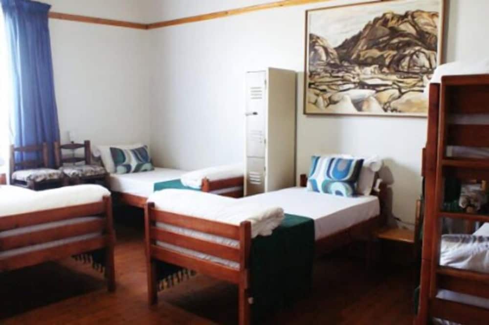 Mr Pell's House Self-Catering Accommodation 6/20