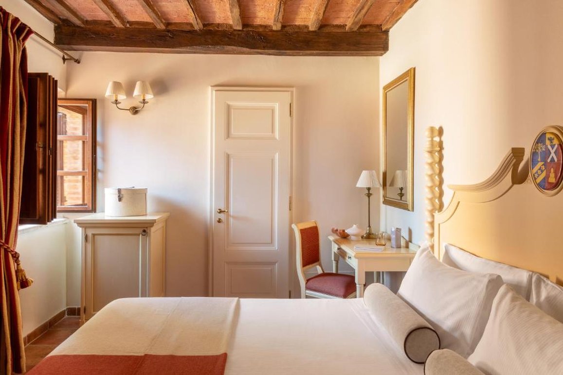 Castello Di Leonina Relais 8/46