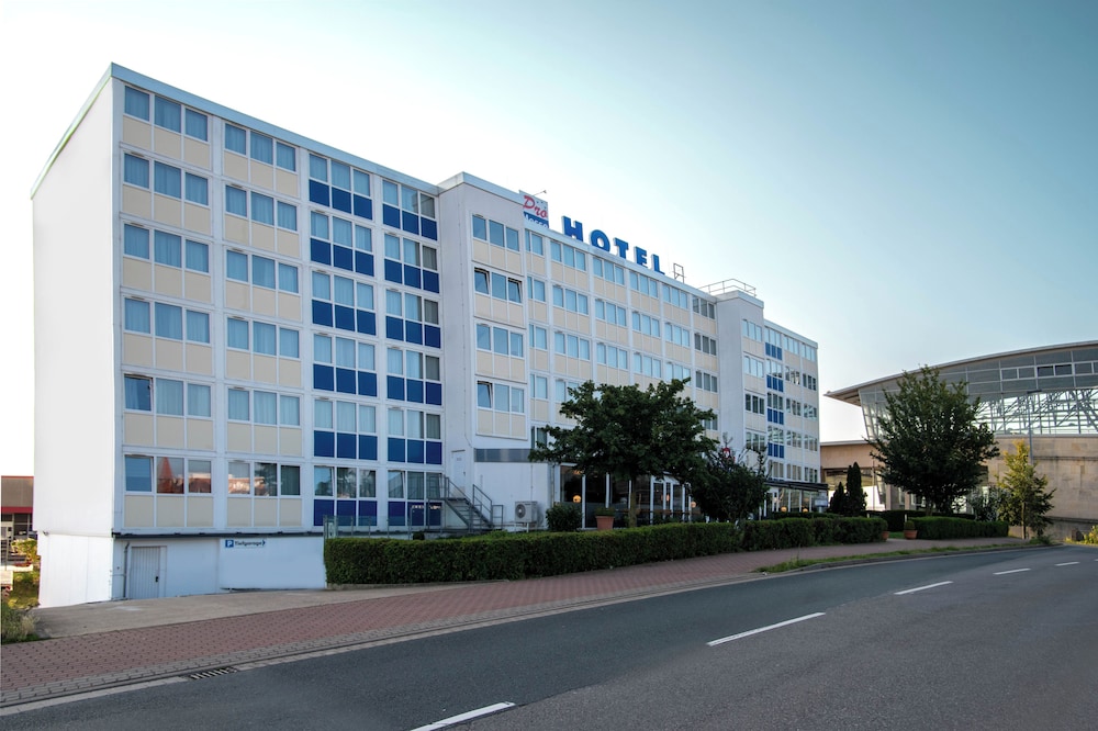 BeeVillage Messehotel Hannover-Laatzen 37/41