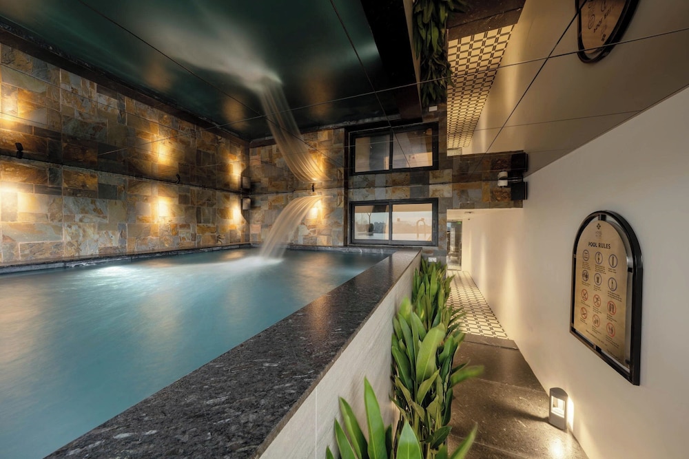 L Hotel du Lac Hanoi 21/49