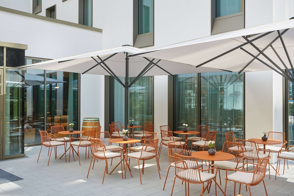 H+ Hotel Eschborn 34/43