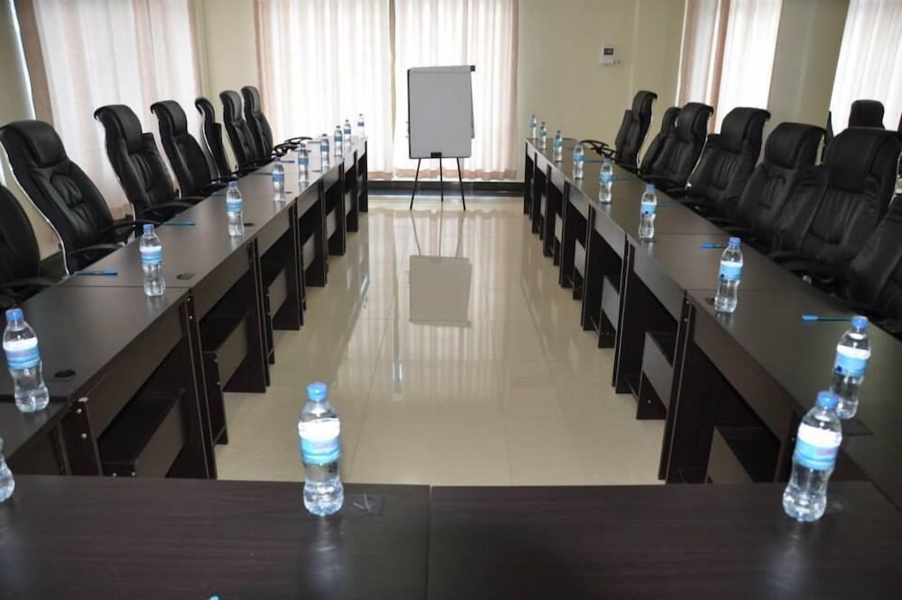 Sawe Hotel 34/43