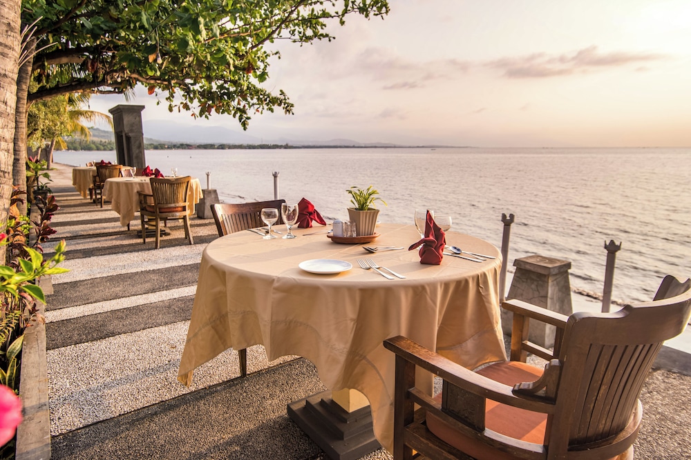 Nugraha Lovina Seaview Resort & Spa 47/69