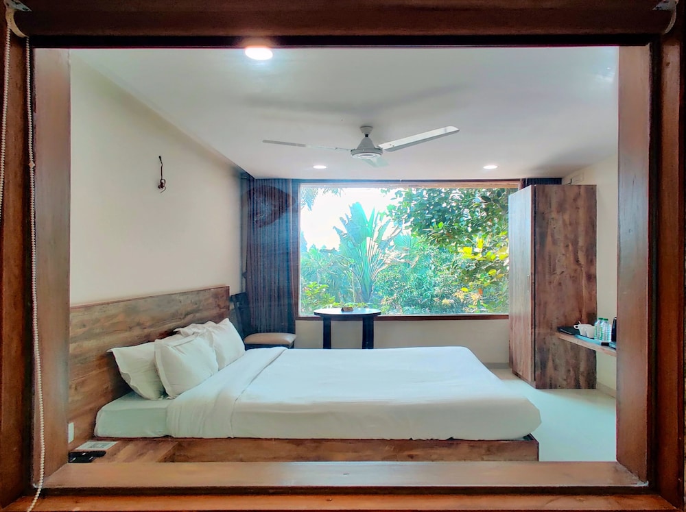 Pushp Vatika Resort & Lawns 20/60