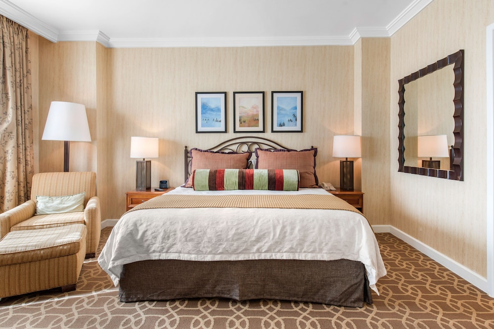 Omni Interlocken Resort 11/73