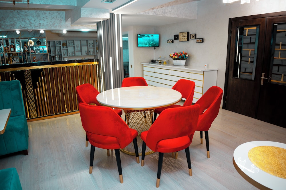 NEMI HOTEL 36/50
