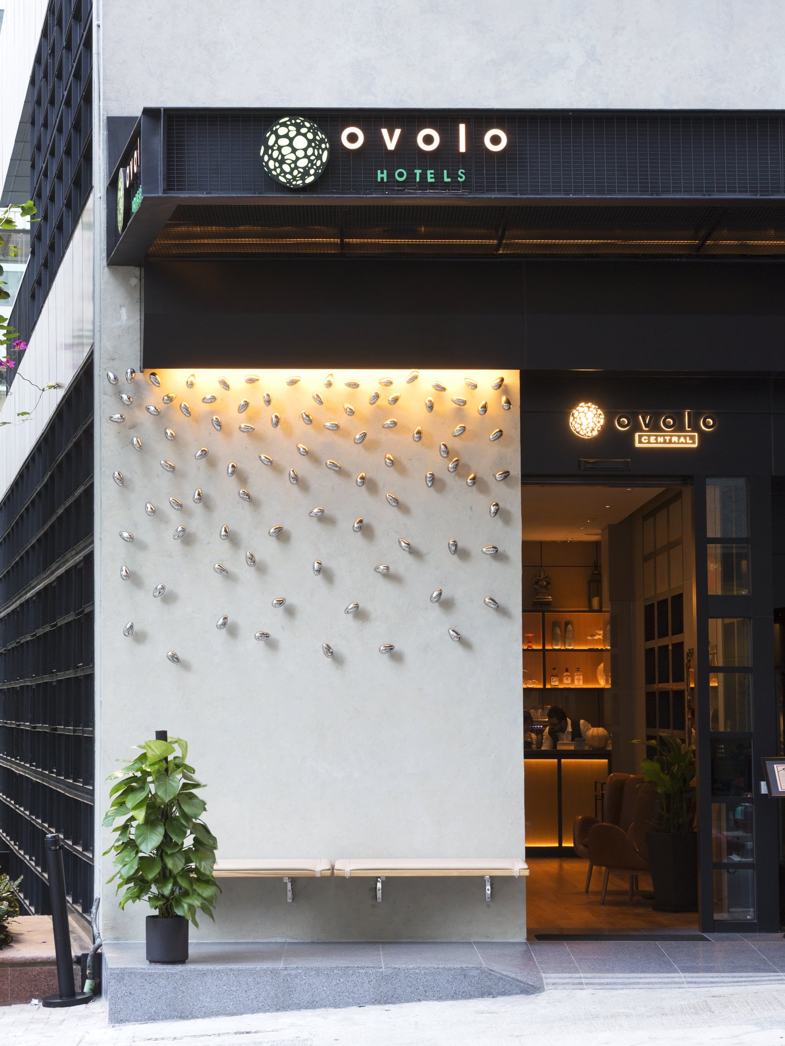 Ovolo Central 2/5