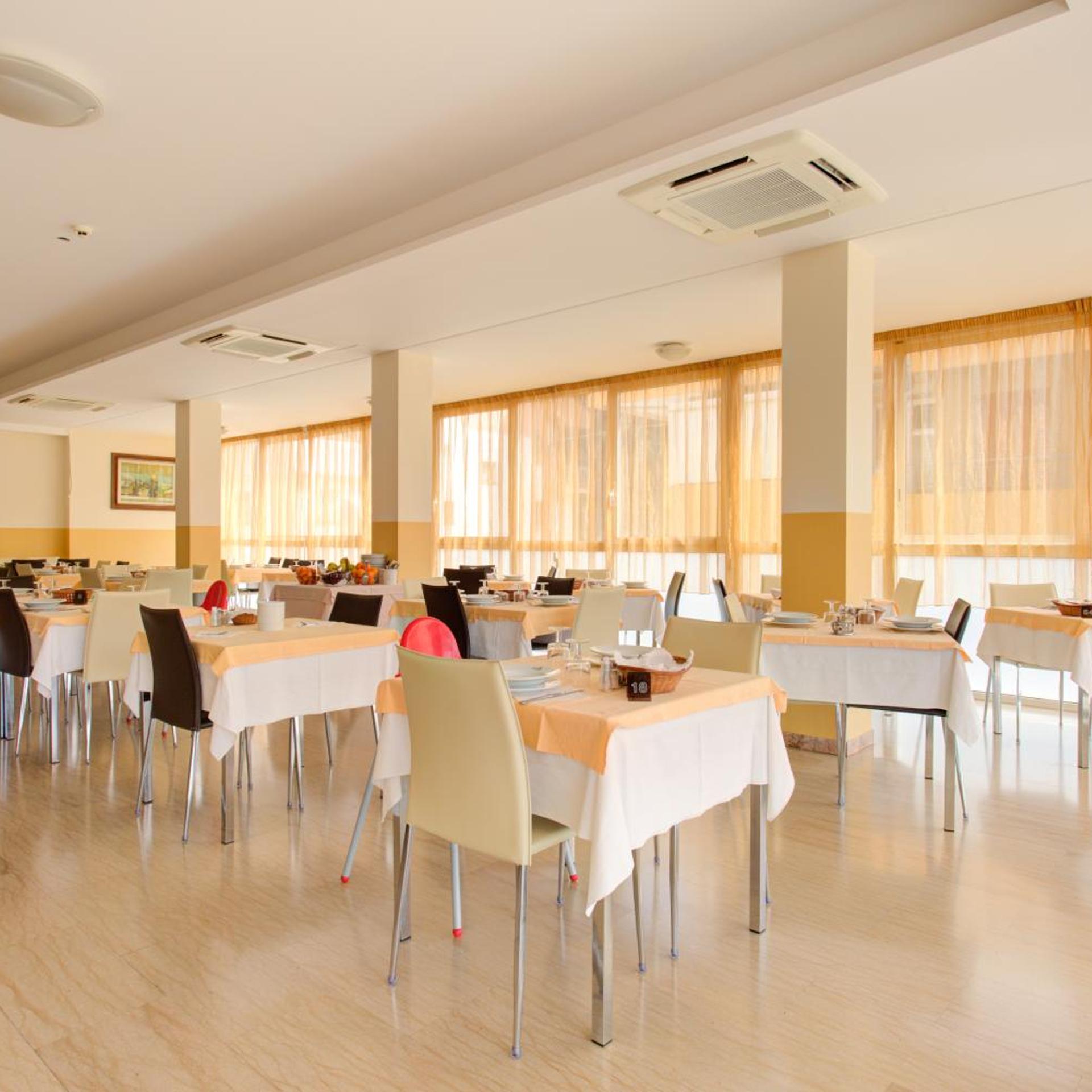 Hotel Nella 31/50
