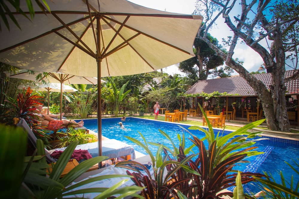 La Mer Resort 53/66