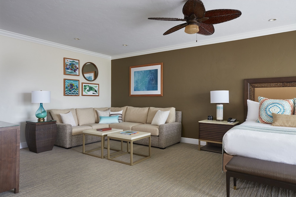 Island, Lodge, Suite, 2 Queen Beds, Sofa