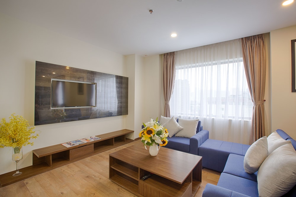 Central Hotel & Spa 46/67