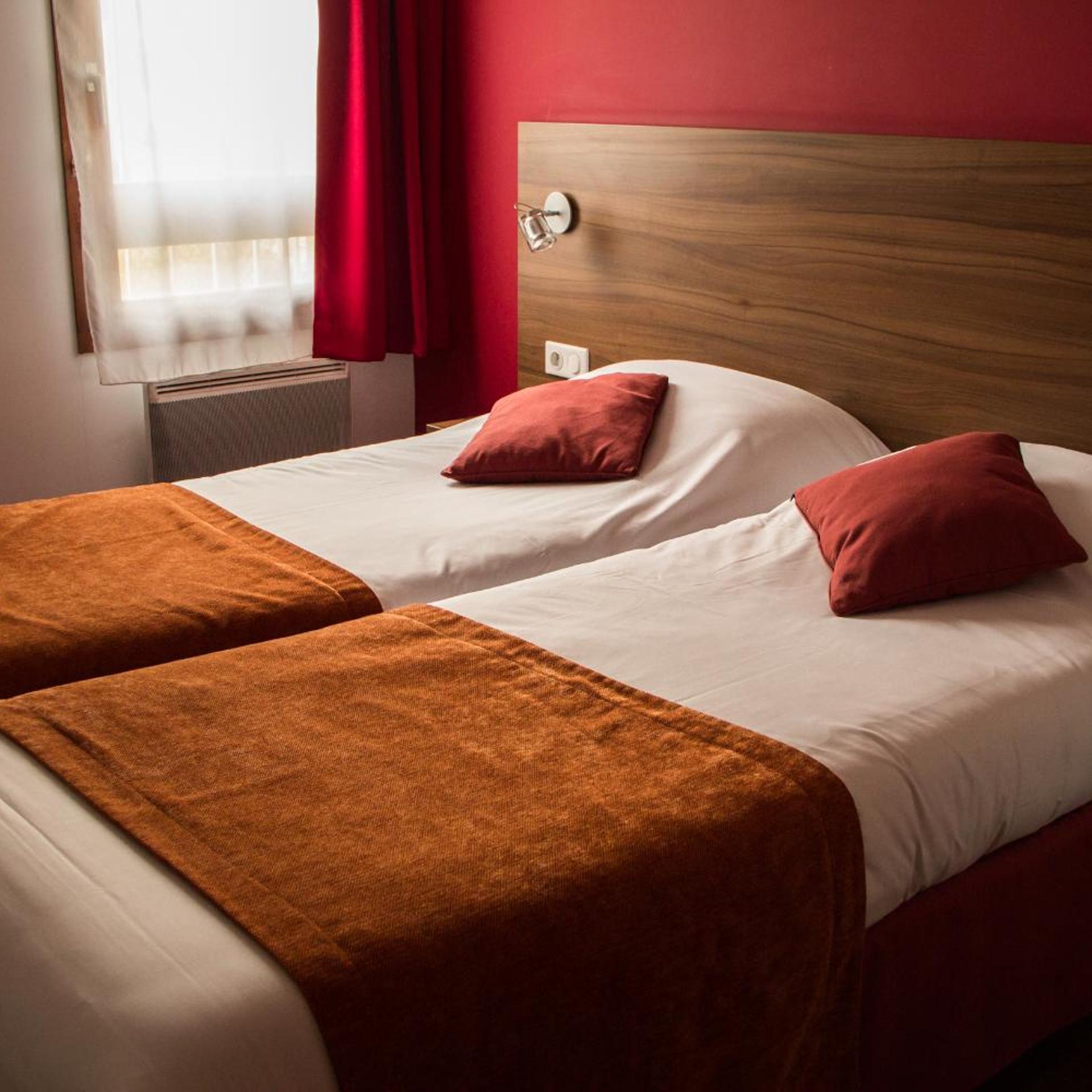 Hotel La Cle Des Champs 7/24
