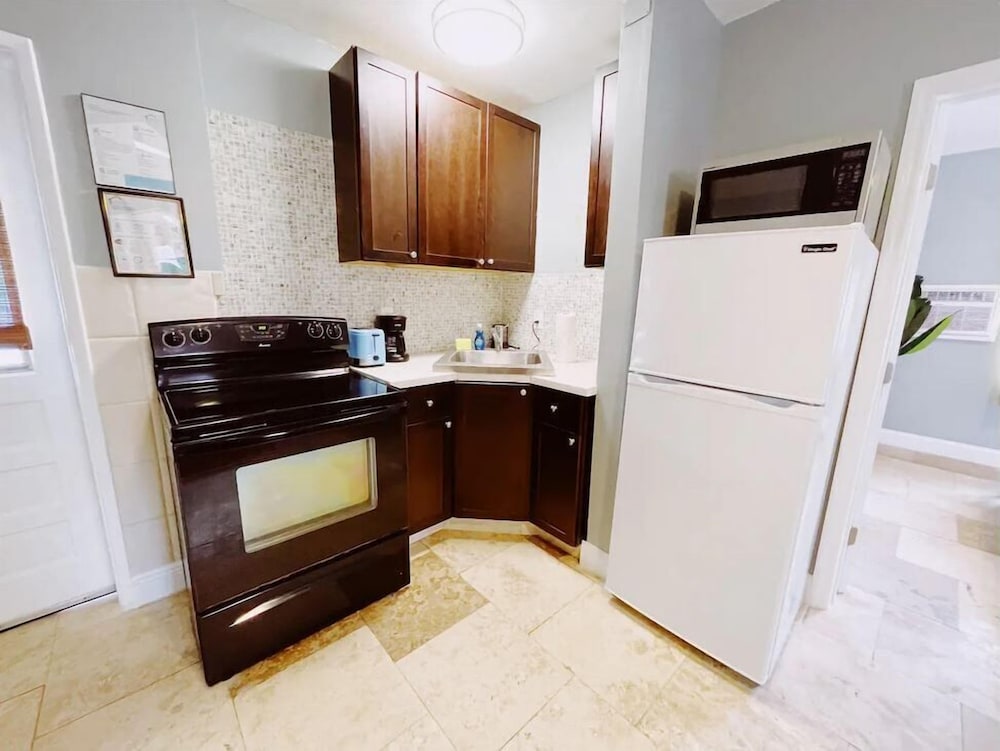 Sea Steps Suites 4/47