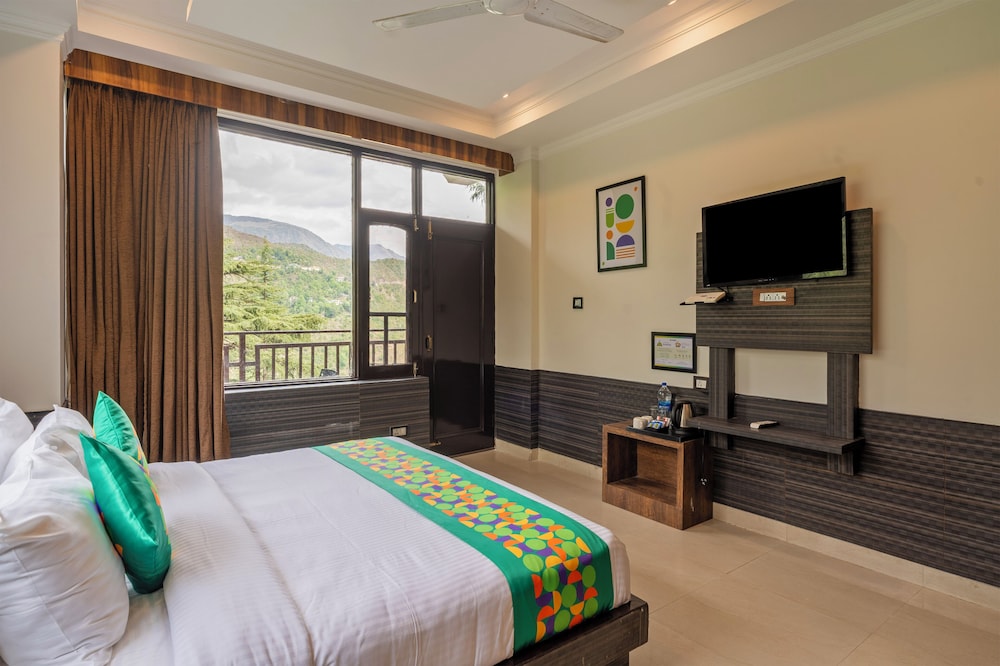 Hotel Holiday Hill 27/57