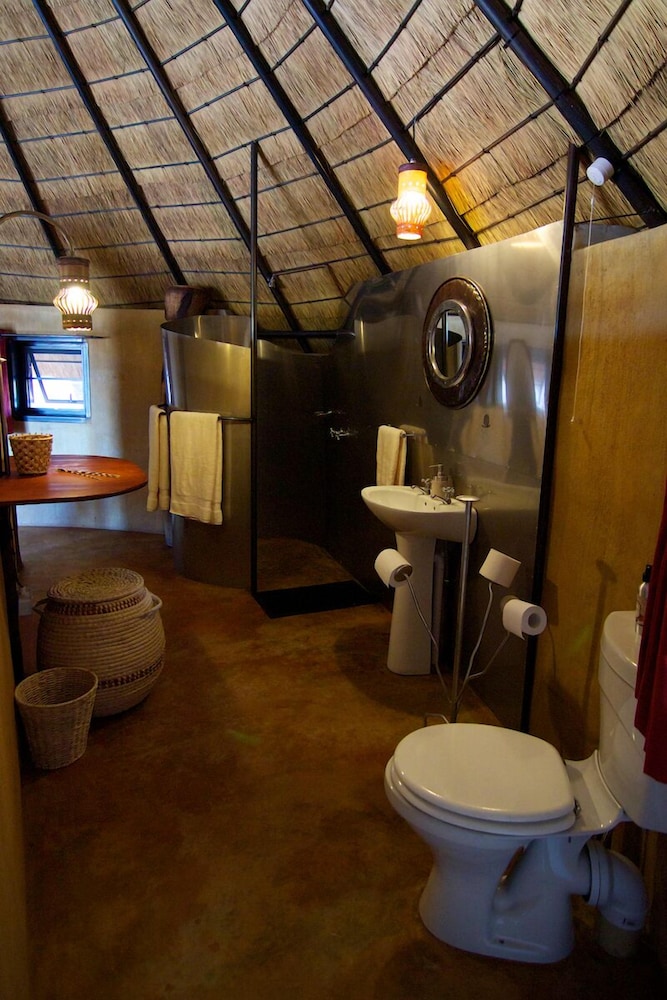 Ongula Village Homestead Lodge 48/50