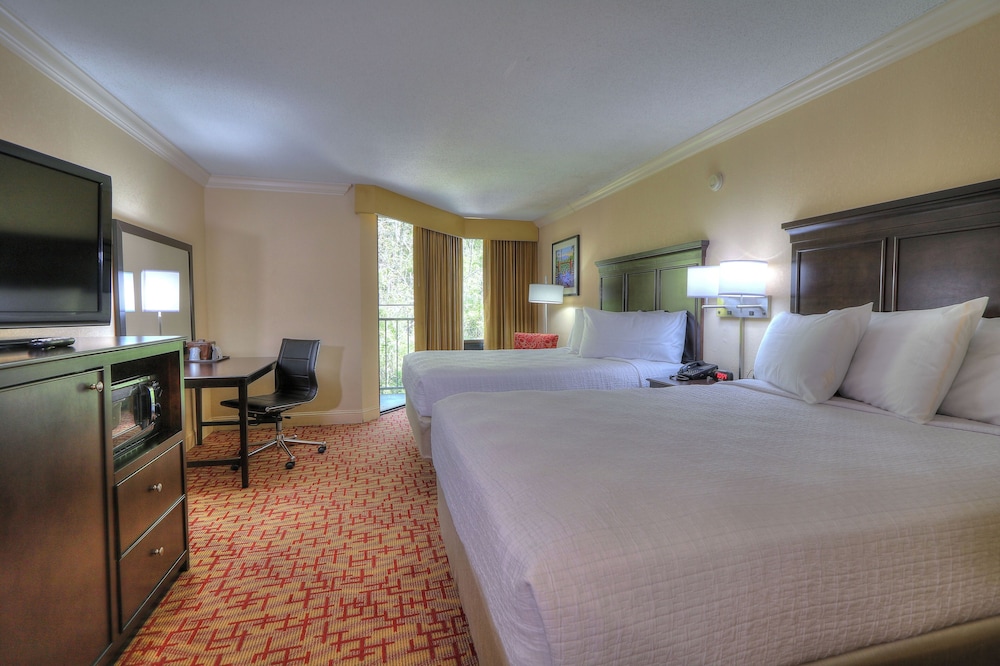 Edgewater Hotel 14/50
