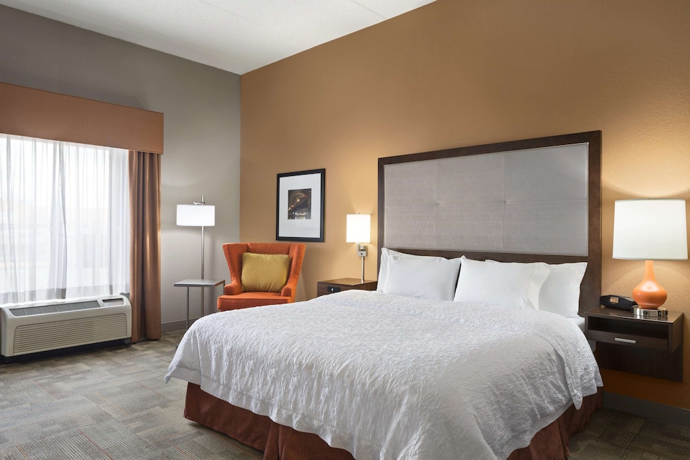 Hampton Inn Pell City 12/42
