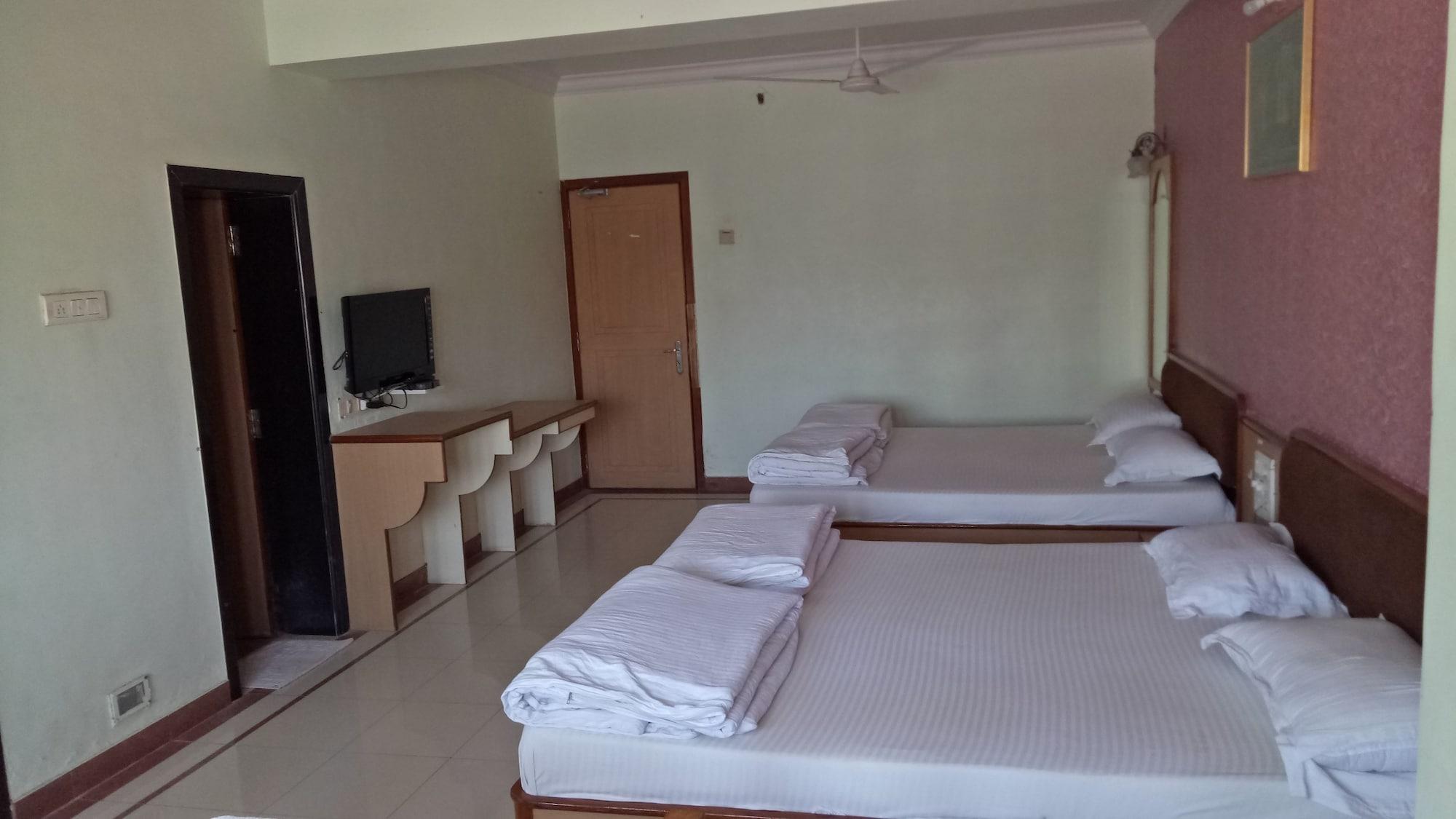 Guruprerna Beacon Resort Dwarka 13/36