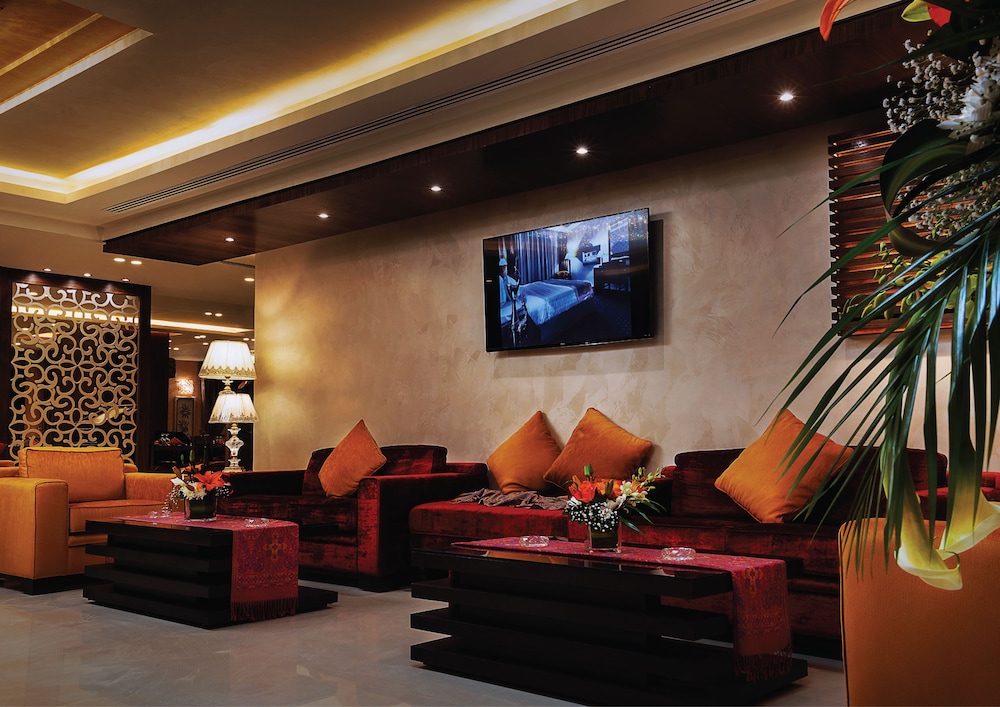 Seven Roses Hotel 31/49
