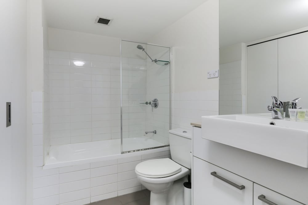Gabba Central Apartments 27/80