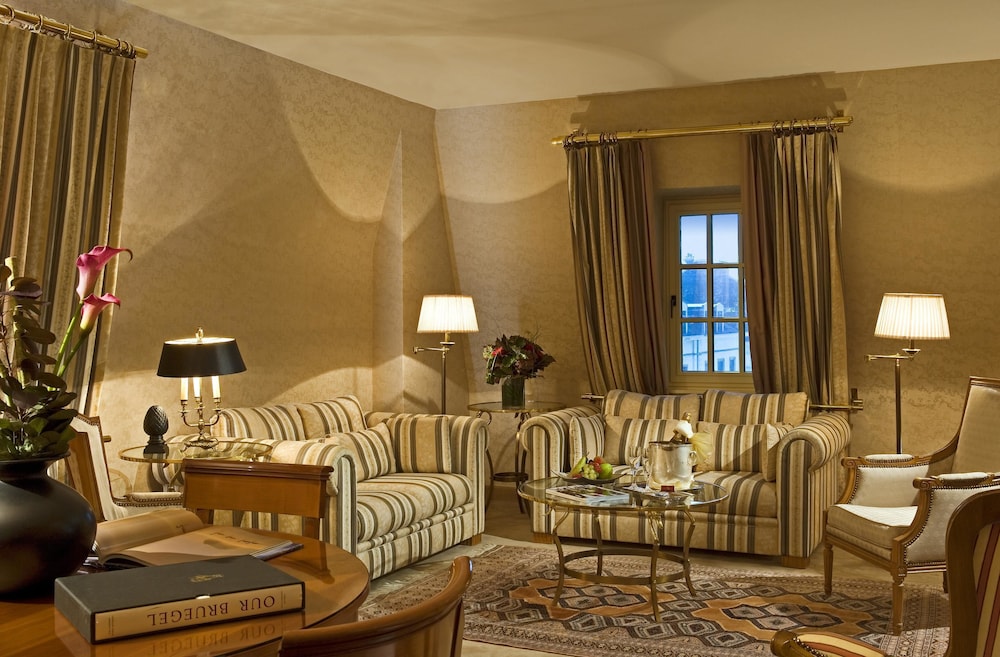 Warwick Brussels Grand Place 76/102