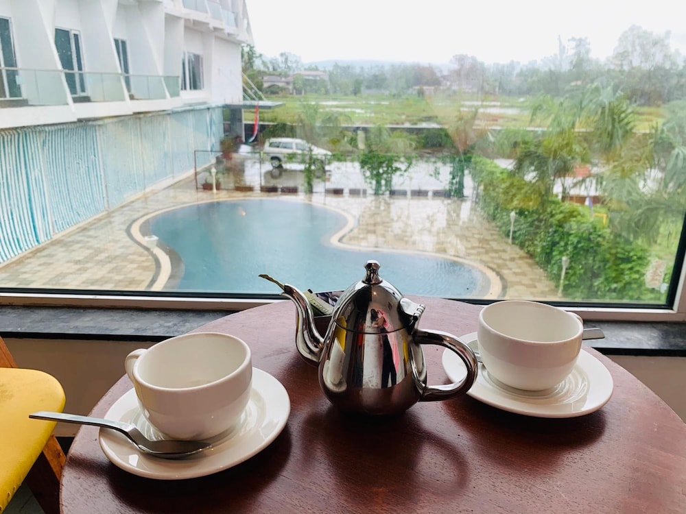 Viola Beacon Resort Lonavala photo2