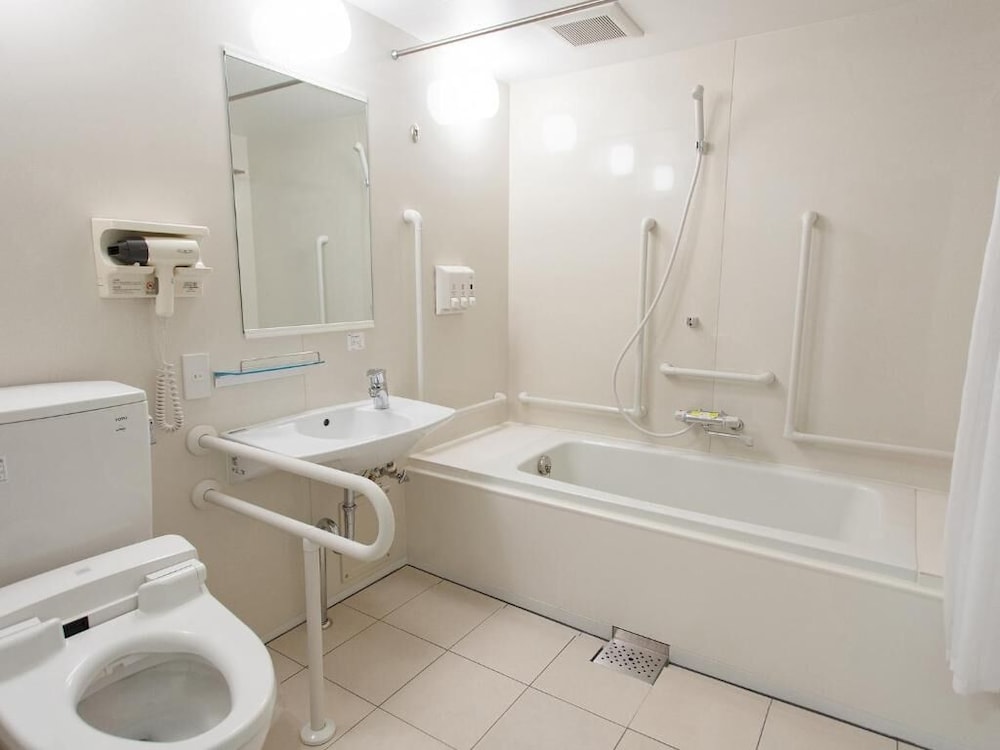 ROOM, SINGLE, ACCESSIBLE