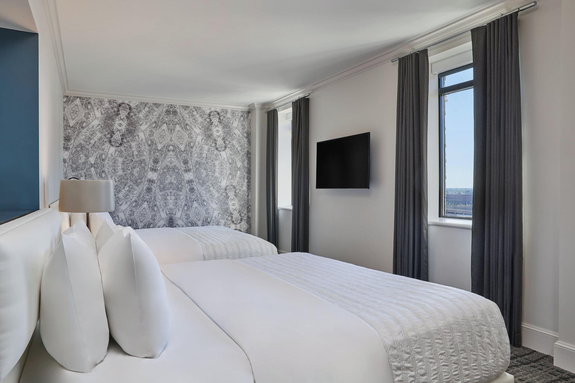 room, multiple beds