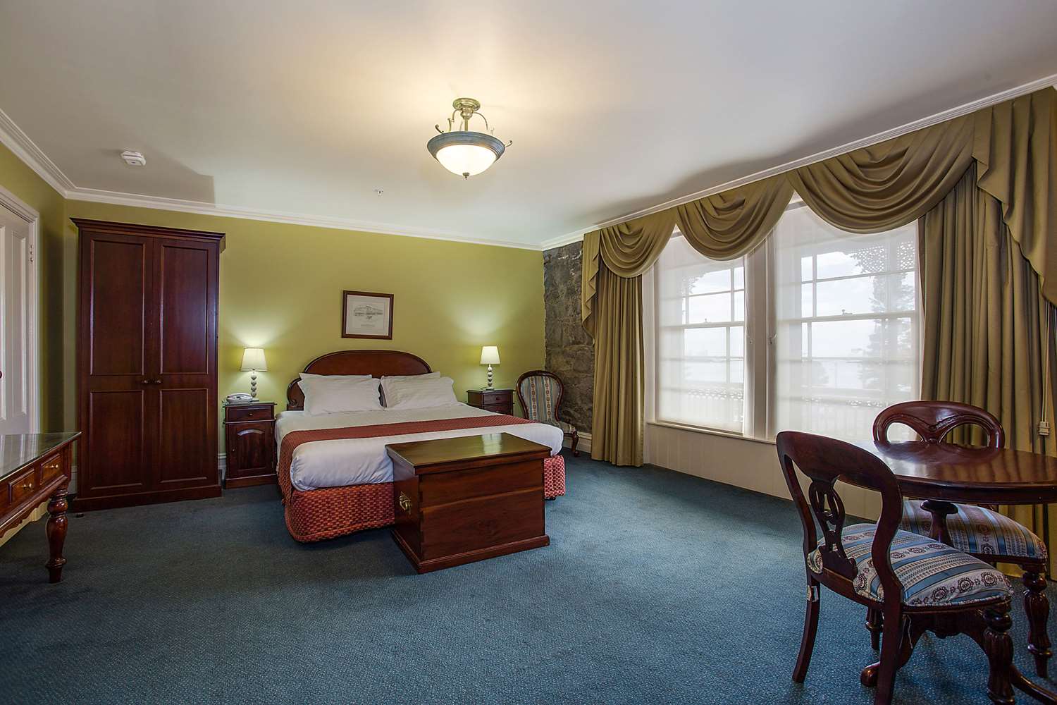Quality Hotel Bentinck 9/35