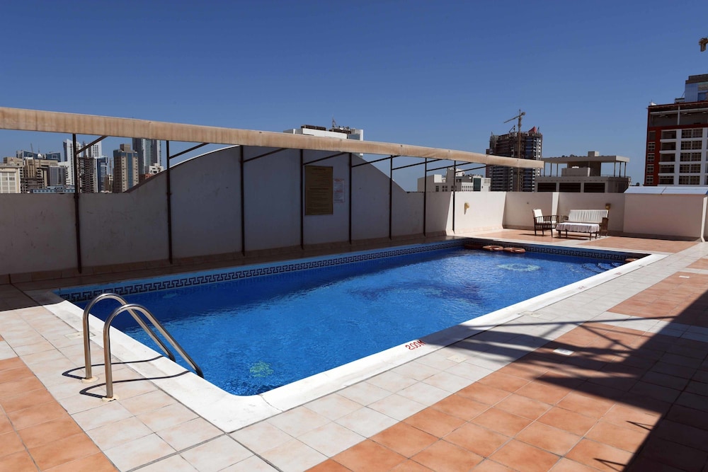 JUFFAIR GATE HOTEL 52/52