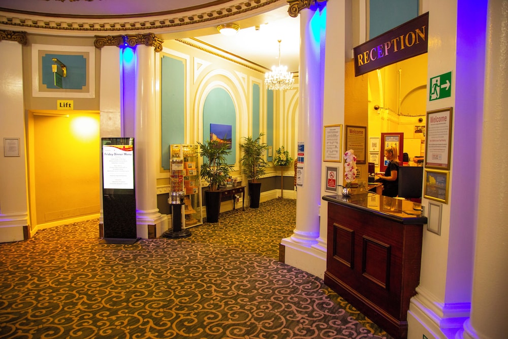Grand Hotel Llandudno 14/65