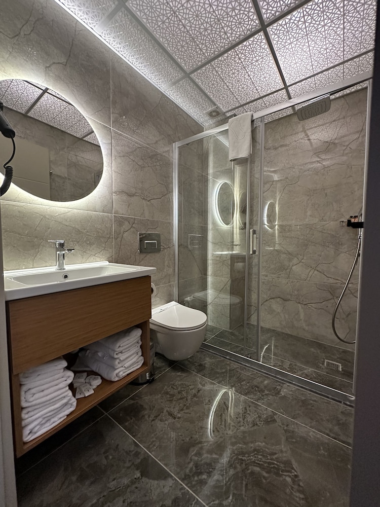 Hotel Cetin 18/19